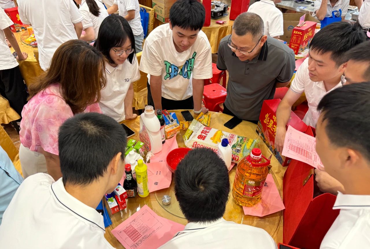 筑梦灯火万家，同庆盛世中华——张工智控集团中秋国庆双节主题晚会圆满落幕插图2