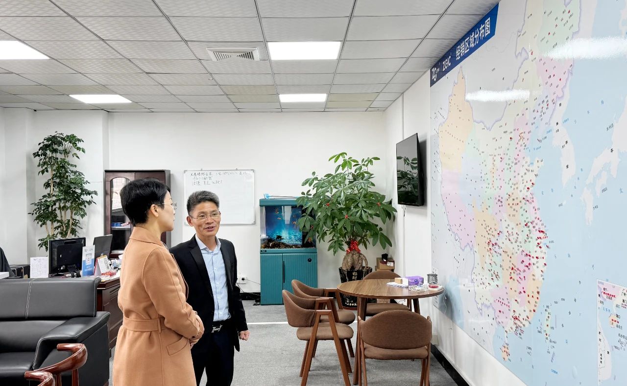 聚焦企业发展：鲤城区检察院检察长苏紫燕走访张工智控插图3